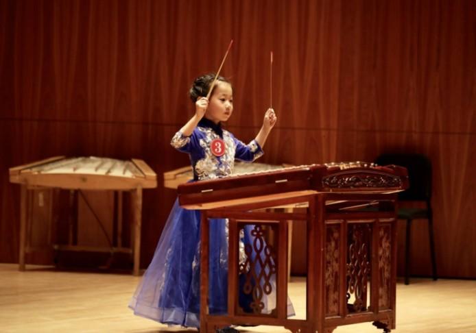 对一个初学者来说怎样学好扬琴